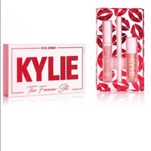 Kylie The Forever Lip set, Limited Ed